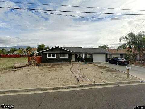 Merrily, HEMET, CA 92544