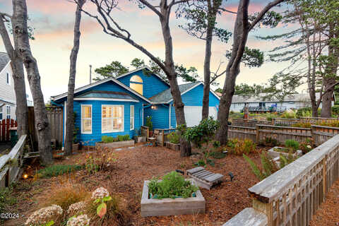 55Th, NEWPORT, OR 97365
