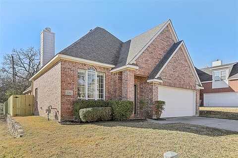 Mattie, LAKE DALLAS, TX 75065