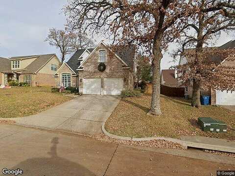 Mattie, LAKE DALLAS, TX 75065