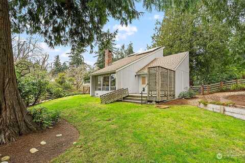 Robinwood, BAINBRIDGE ISLAND, WA 98110
