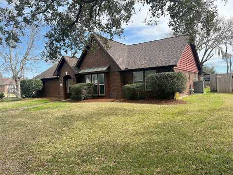 Greenvale, LAKE JACKSON, TX 77566