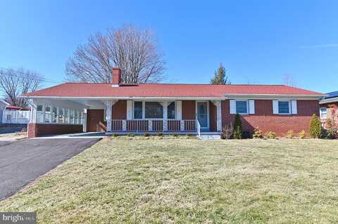 Lee, WOODSTOCK, VA 22664