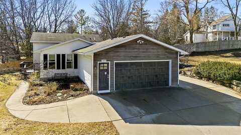 Forest, MOUNT HOREB, WI 53572
