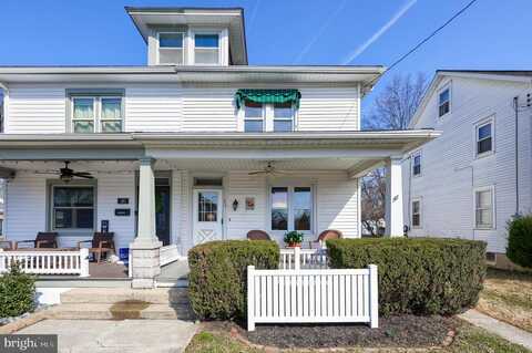 Cedar, LITITZ, PA 17543
