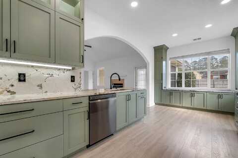 Adiron, TALLAHASSEE, FL 32317