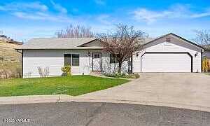Sherlyn, SELAH, WA 98942