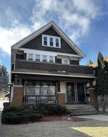 61St, MILWAUKEE, WI 53213