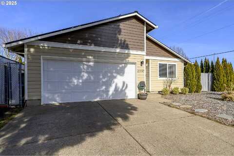 Norton, MCMINNVILLE, OR 97128