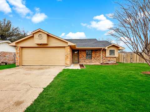 John, GREENVILLE, TX 75402