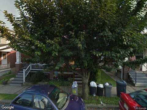 Birch, EASTON, PA 18042