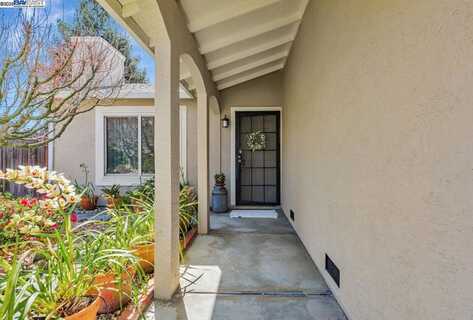 Maud, HAYWARD, CA 94541
