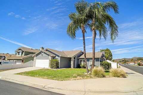 Showut, WILDOMAR, CA 92595