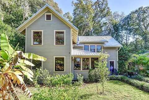 Clara, DELAND, FL 32720