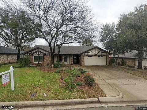 Cambridge, HURST, TX 76054