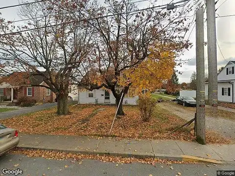 Maple, MANCHESTER, PA 17345