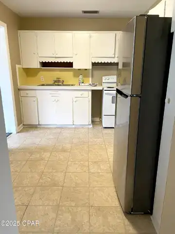 Hickory, PANAMA CITY, FL 32405