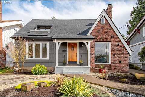 56Th, PORTLAND, OR 97215