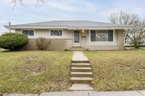Victoria, WAUKESHA, WI 53189