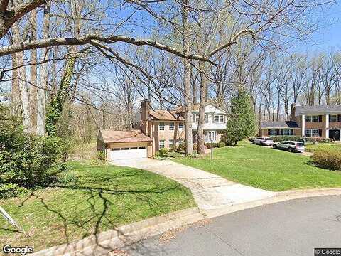 Forest Villa, MC LEAN, VA 22101