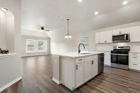 Lucian, AUSTIN, TX 78725