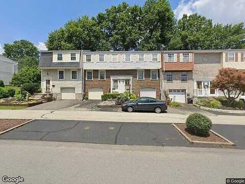 Hunting Creek, CANONSBURG, PA 15317
