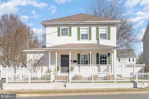 William, FREDERICKSBURG, VA 22401