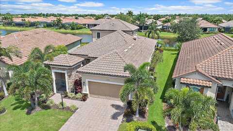 Del Corso, BRADENTON, FL 34211