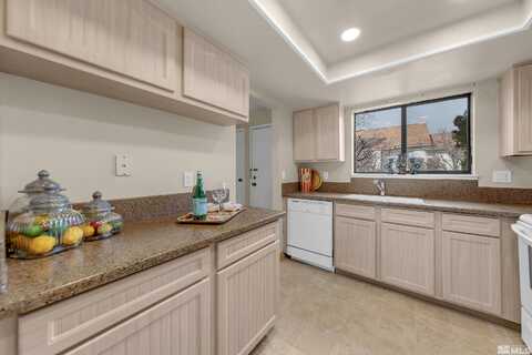 Freddie, RENO, NV 89503