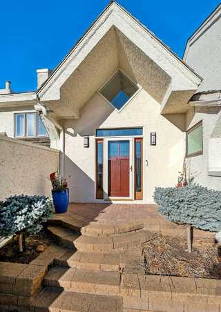 Vista, HOPKINS, MN 55343