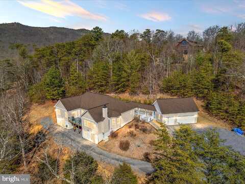 Oakview, BENTONVILLE, VA 22610