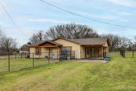 Sunny, WAXAHACHIE, TX 75165