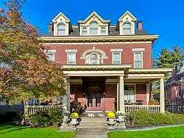 Highland, PITTSBURGH, PA 15206