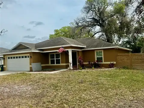 Oak, UMATILLA, FL 32784