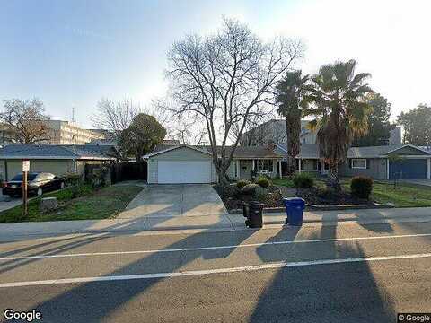 Parkoaks, CARMICHAEL, CA 95608