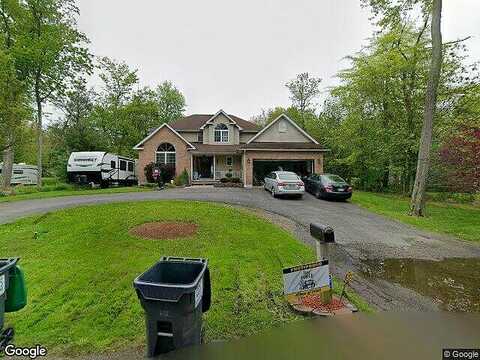 Hounds Ear, TOBYHANNA, PA 18466