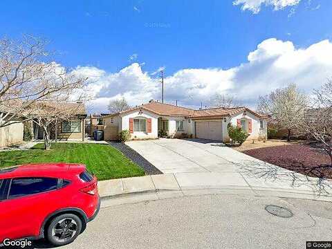 Nicole, PALMDALE, CA 93551