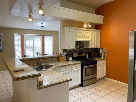 Alline, EL PASO, TX 79936