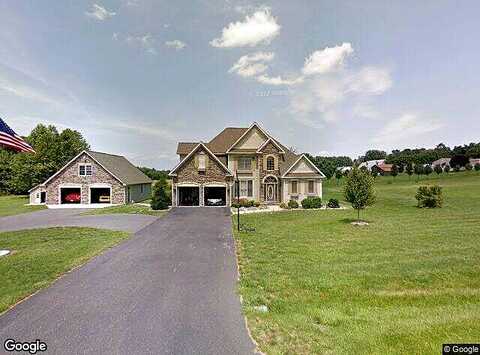 Hampton, STUARTS DRAFT, VA 24477