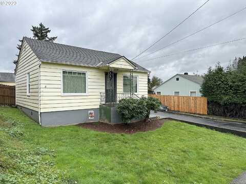 18Th, SAINT HELENS, OR 97051