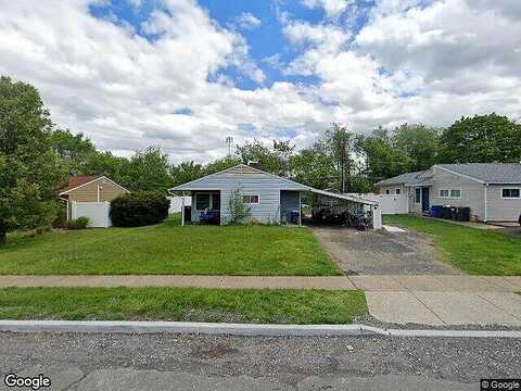 Pinewood, LEVITTOWN, PA 19054