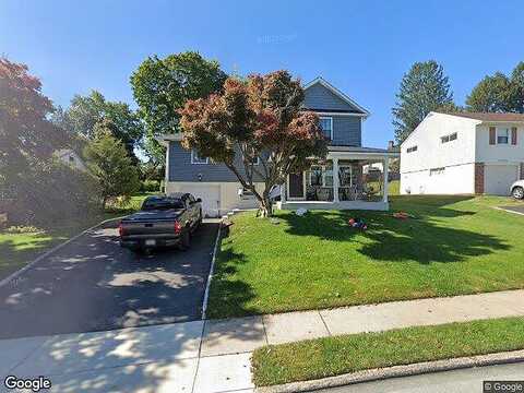 Warren, BROOMALL, PA 19008