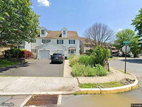 8Th, RED HILL, PA 18076
