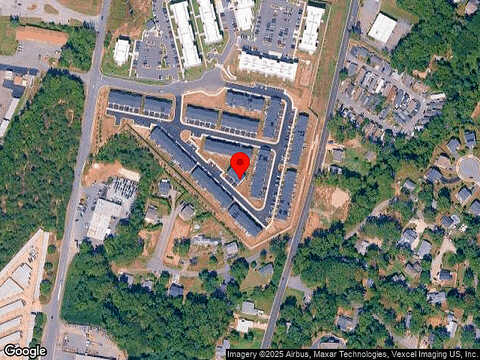 Summit Pointe, TRIANGLE, VA 22172