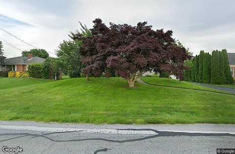 Pleasant, DALLASTOWN, PA 17313