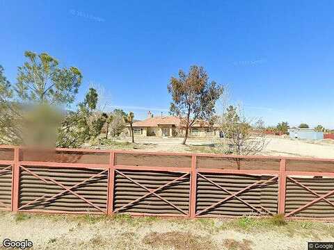 Arena, PINON HILLS, CA 92372