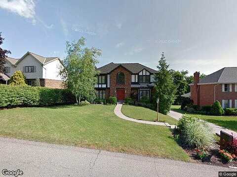 Diana, MC KEES ROCKS, PA 15136