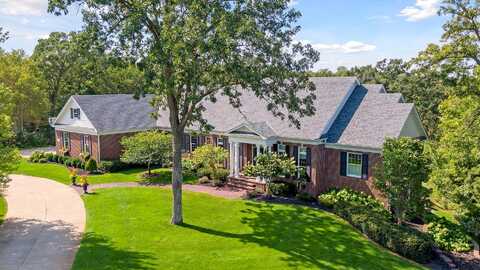 Adam, INVER GROVE HEIGHTS, MN 55077