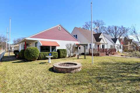 Chambers, MILWAUKEE, WI 53222