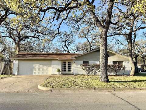 Hester, ARLINGTON, TX 76011
